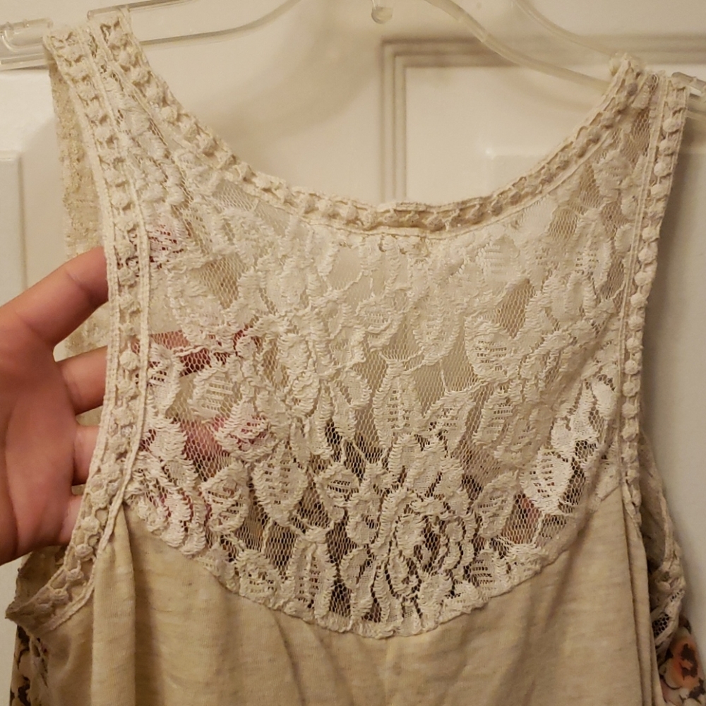 Tank top - Picture 3 of 4